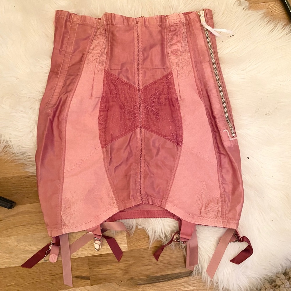 vintage corset skirt✨